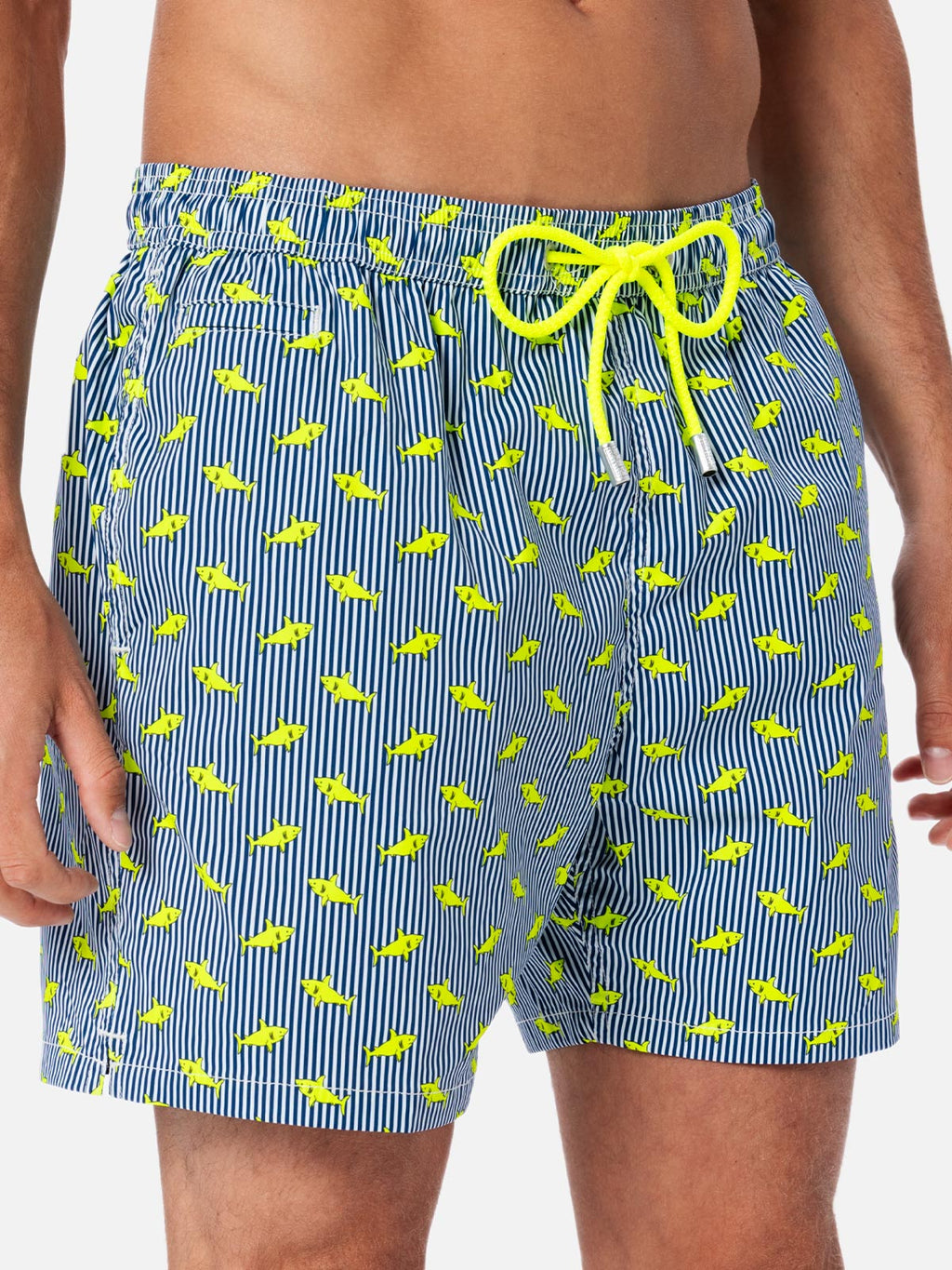 Costume mare Comfort Light blu navy con stampa squali a righe
