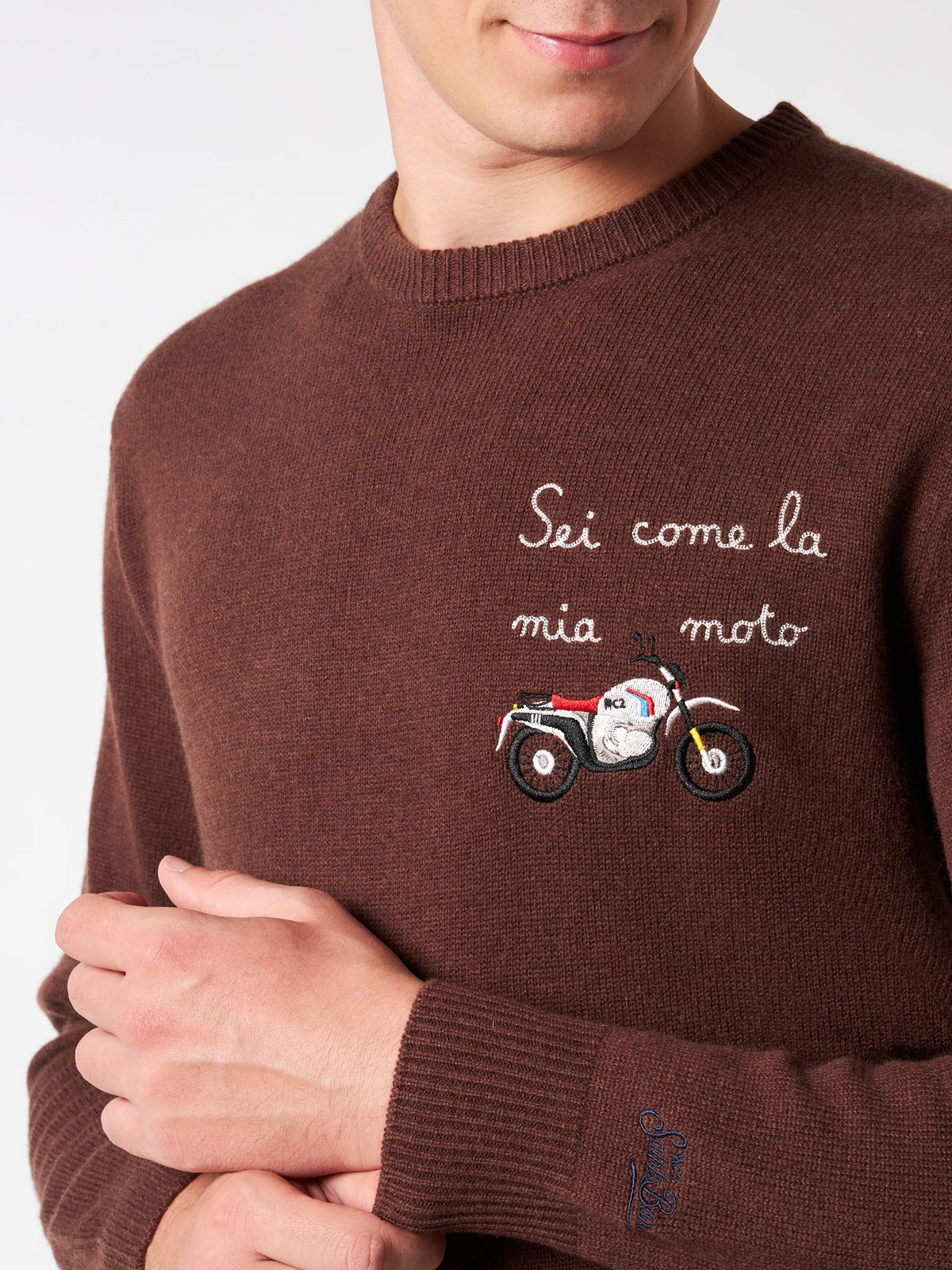 Maglia girocollo Heron marrone con ricamo Sei come la mia moto