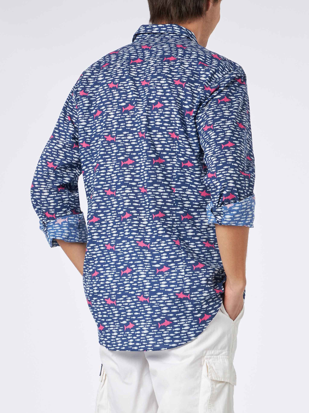 Camicia Sikelia blu navy in mussola con stampa pesci e product image 3