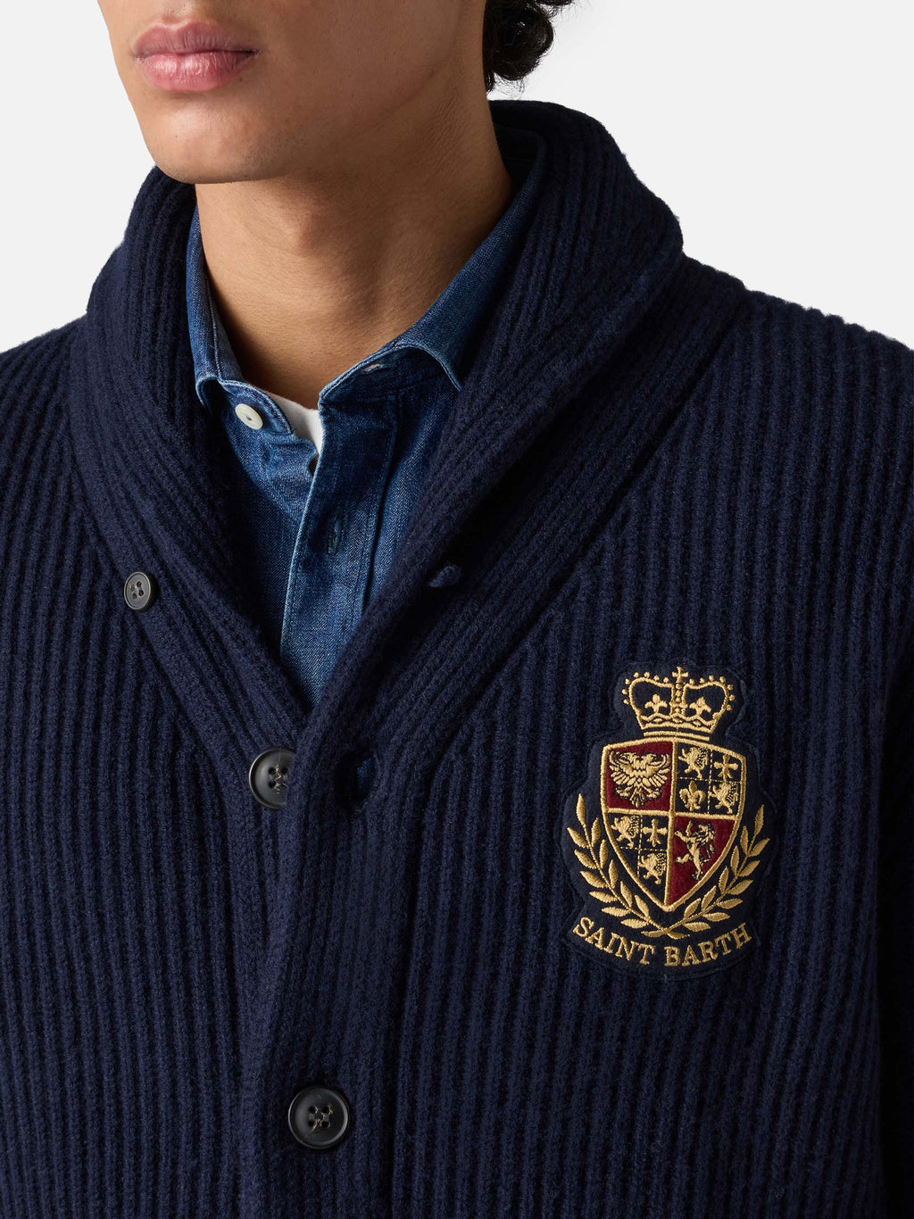 Cardigan Burford blu navy con collo a scialle e patch logo