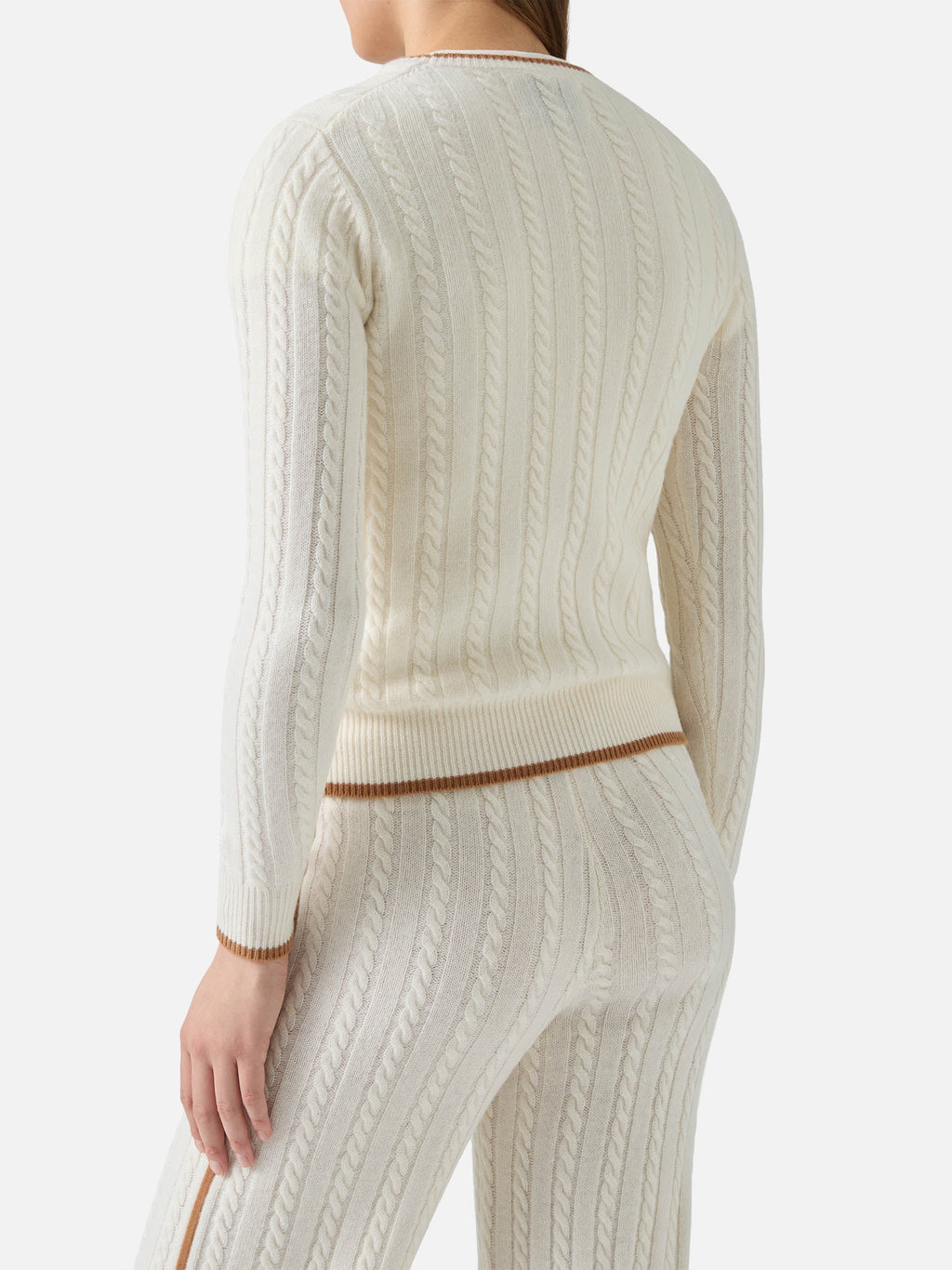 Maglione Laroche bianco panna in lana a trecce con ricamo logo