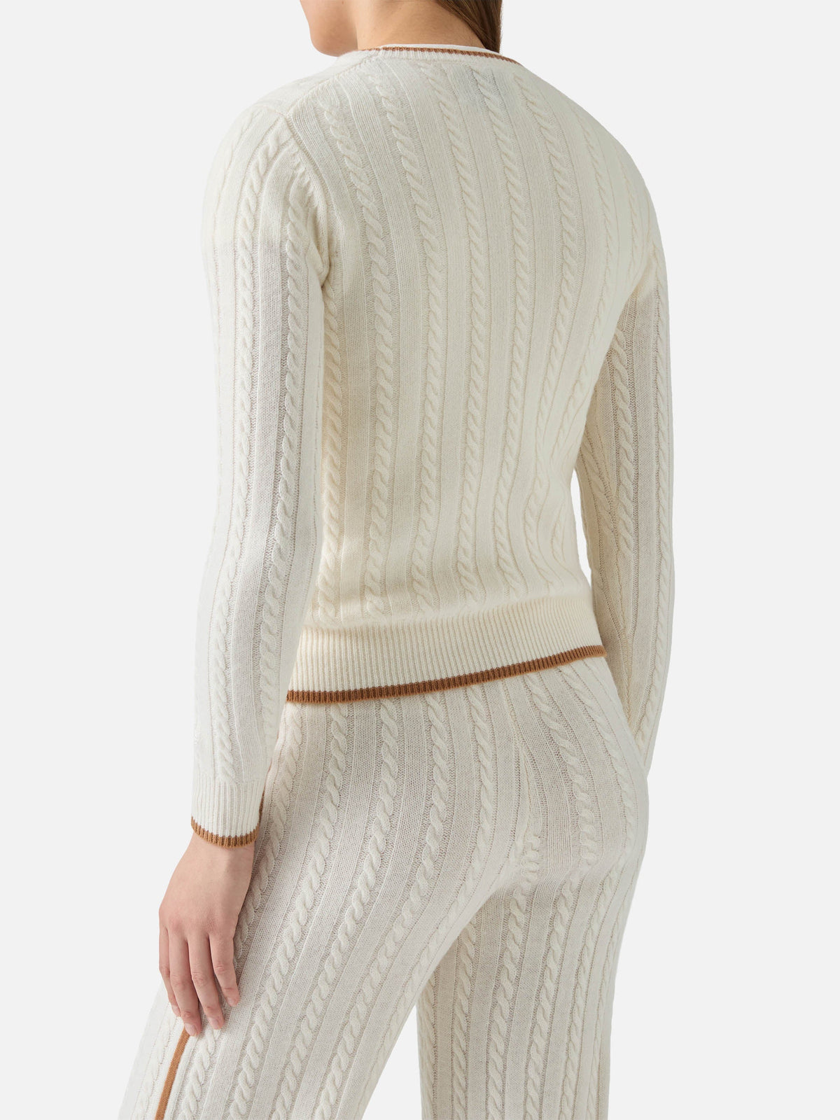 Maglione Laroche bianco panna in lana a trecce con ricamo logo