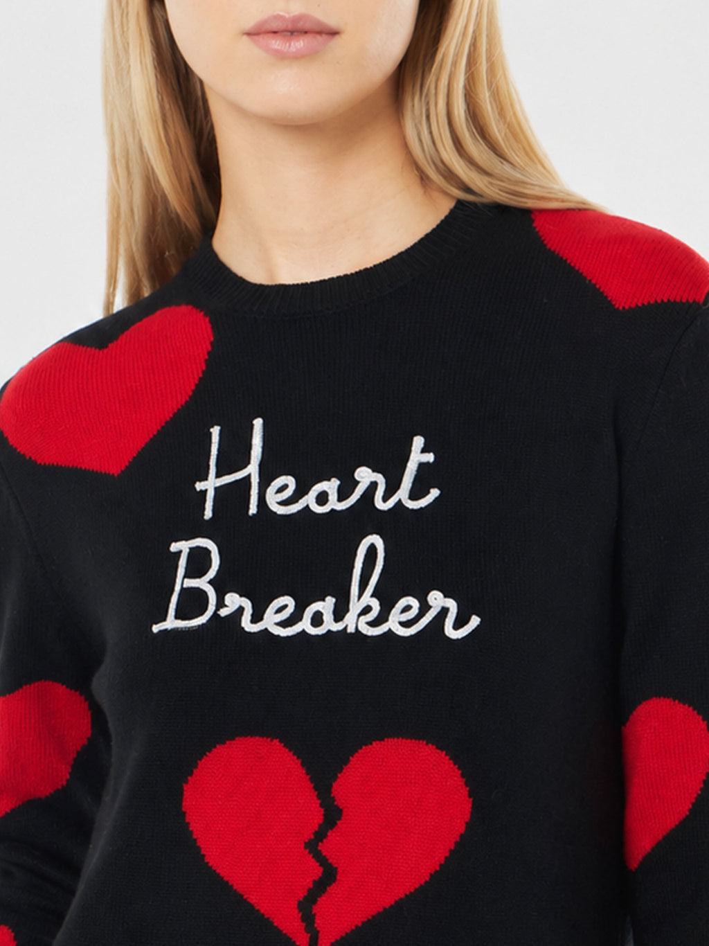 Maglia girocollo New Queen nera con ricamo Heart Breaker