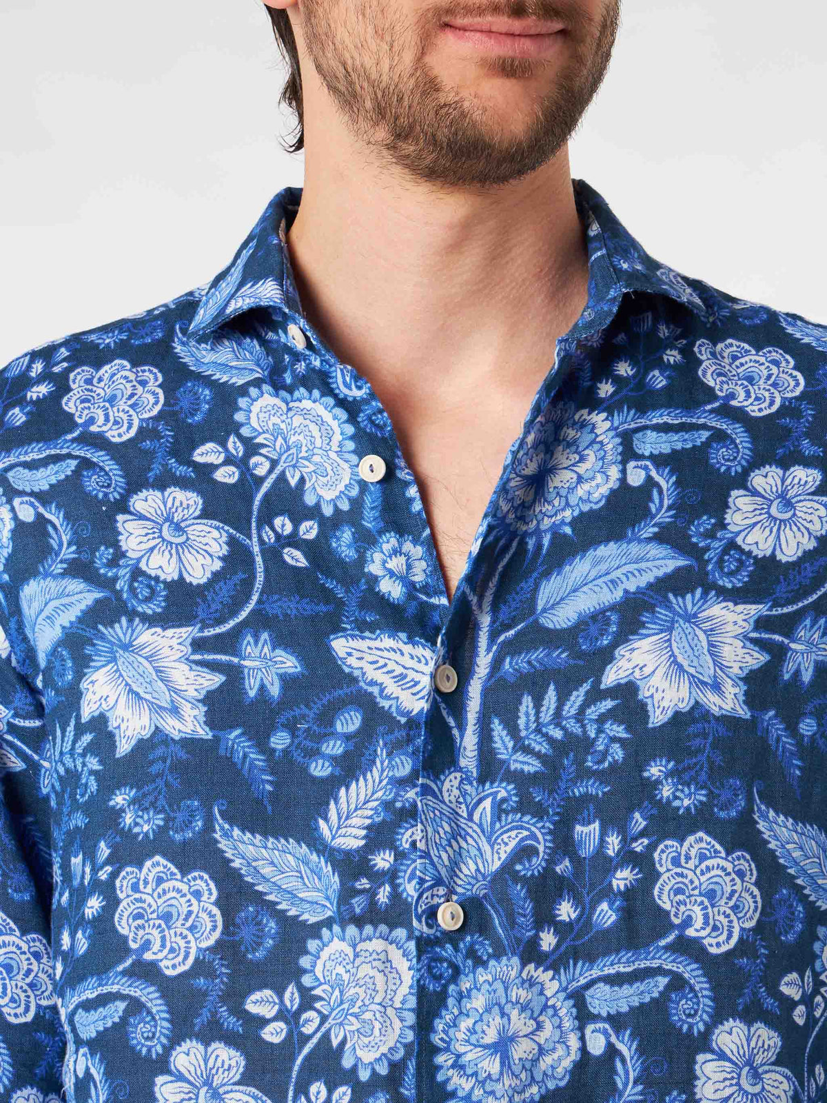 Camicia Pamplona blu navy in lino con stampa floreale product image 3